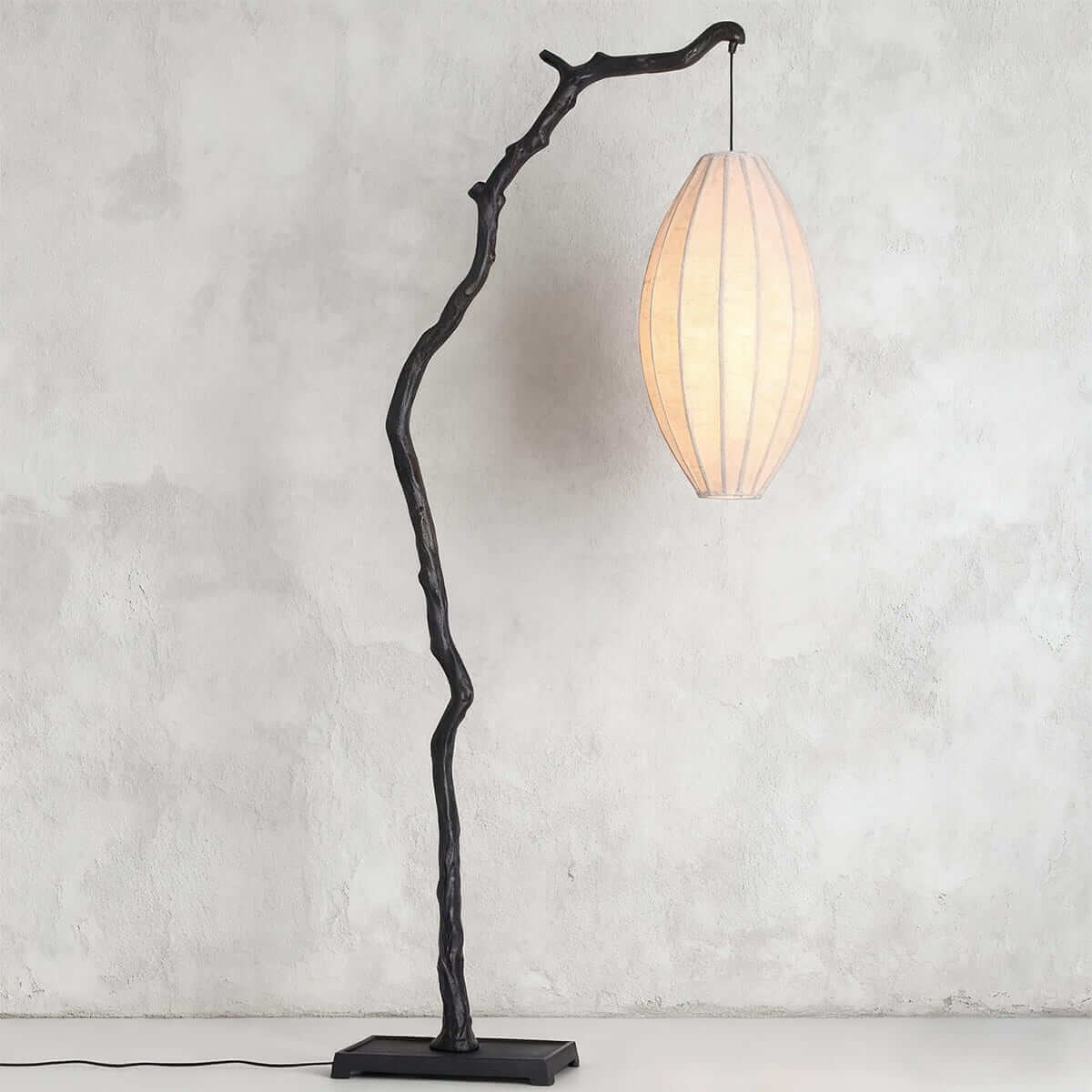 Lámpara de pie rama con farol de tela Sarmela – negra 200 cm