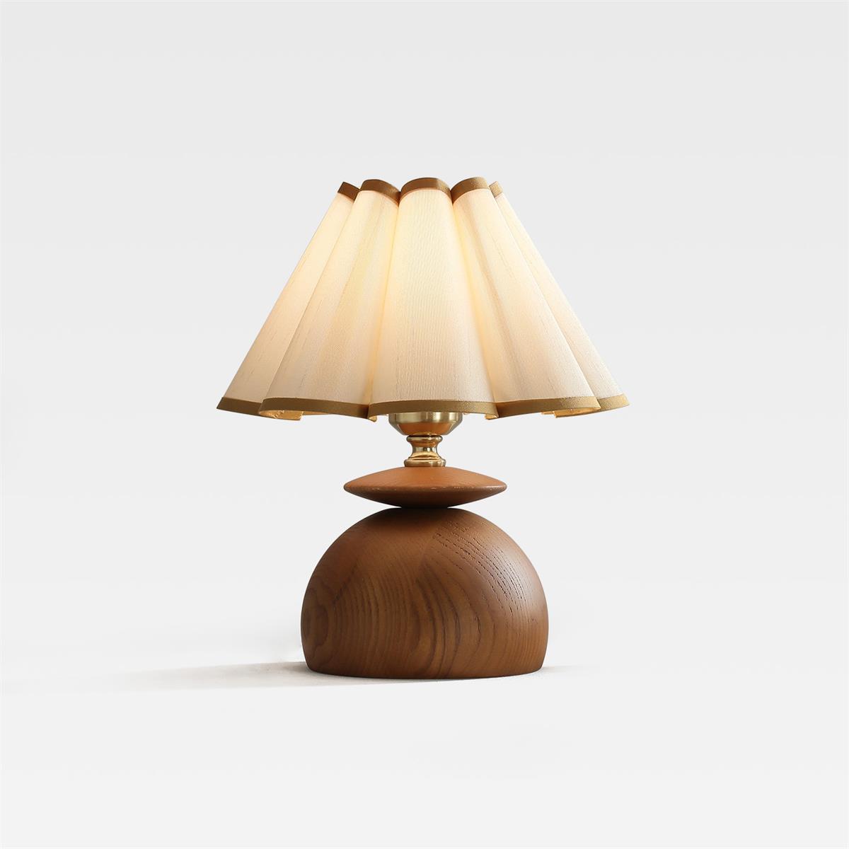 Lámpara de mesa de madera Setova – con pantalla ondulada beige