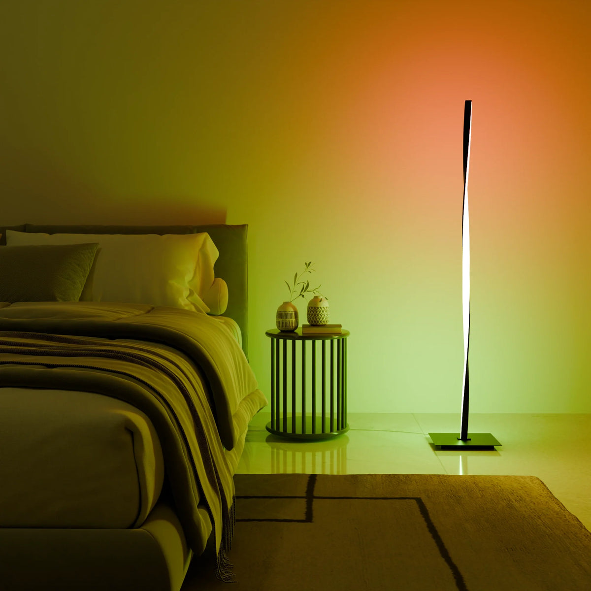 Lámpara de pie LED RGB helicoidal Torsiva en un salón con luz de color – imagen 4