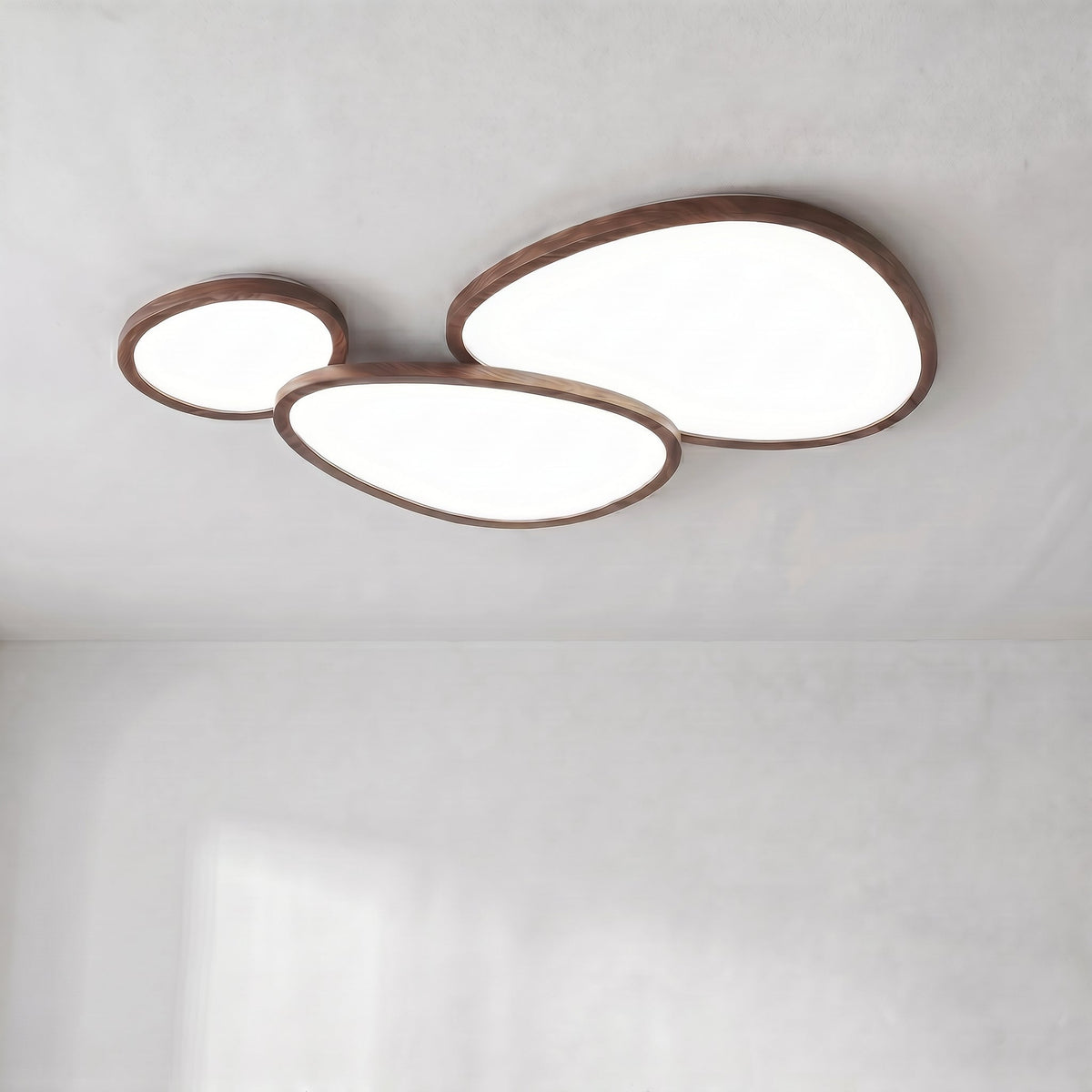 Plafón LED ultrafino de forma orgánica Lamino – 3 luces