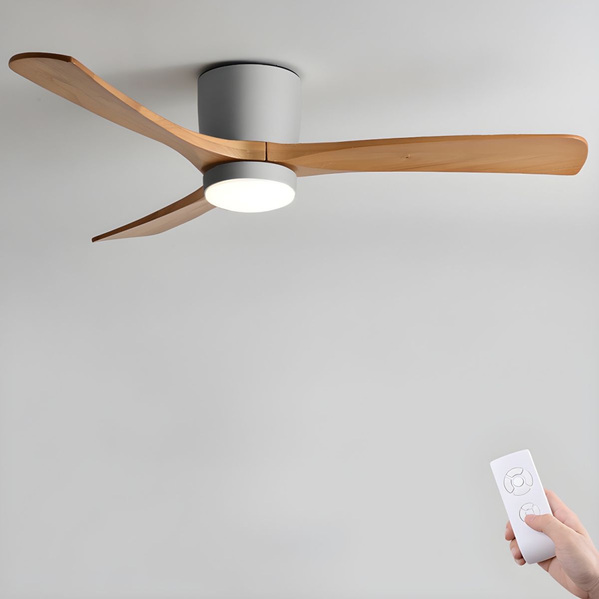 Ventilador de techo con luz Alisio – gris y madera natural