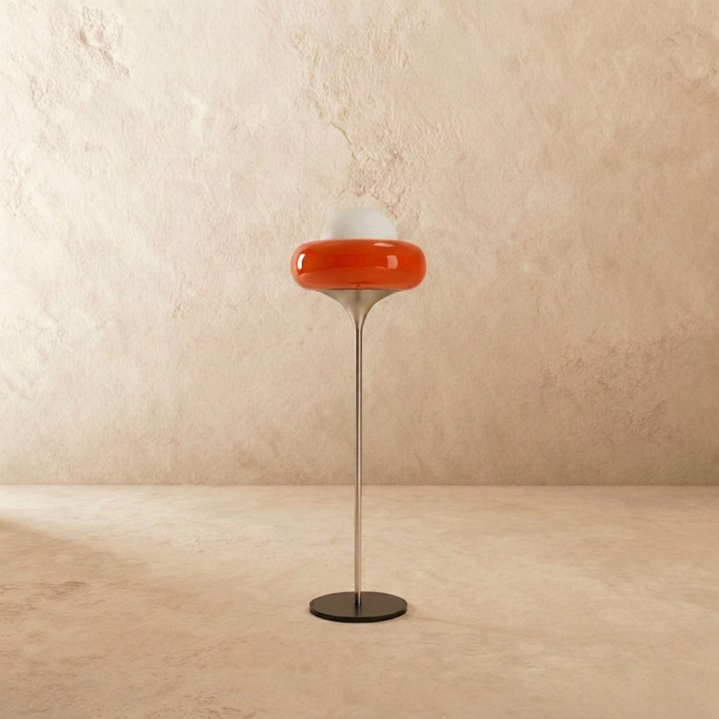 Lámpara de pie retro Yemara – en naranja, vista frontal