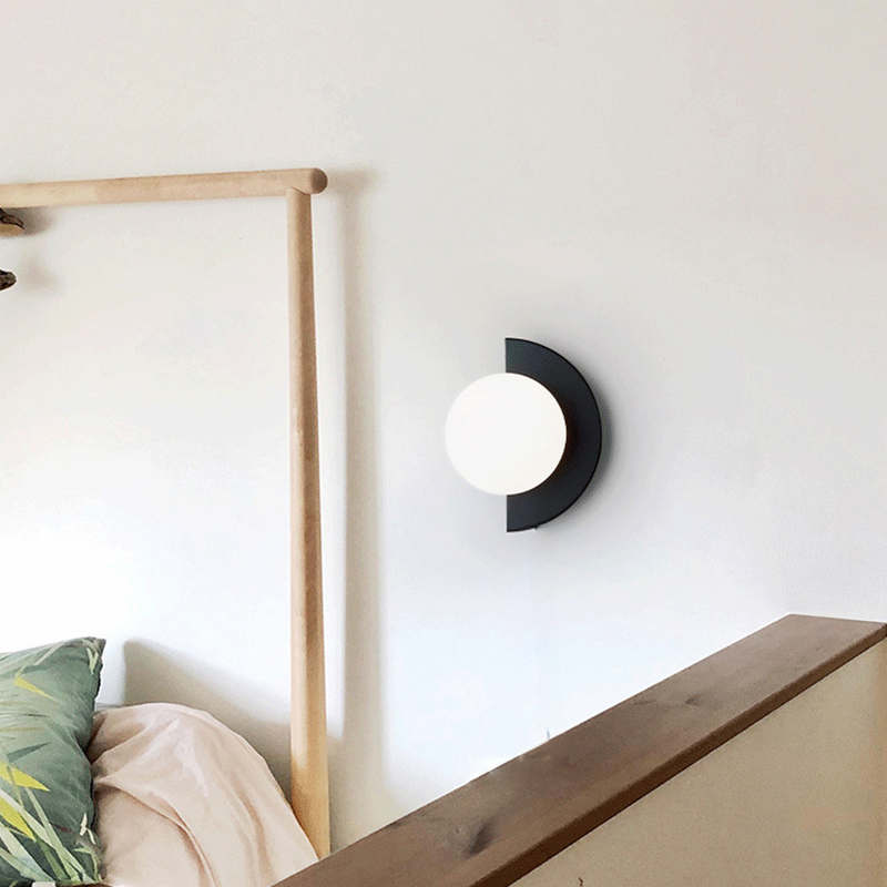 Astroclaro Lunetta: Aplique de Pared Moderno LED con Diseño de Media Luna – Salón/Dormitorio