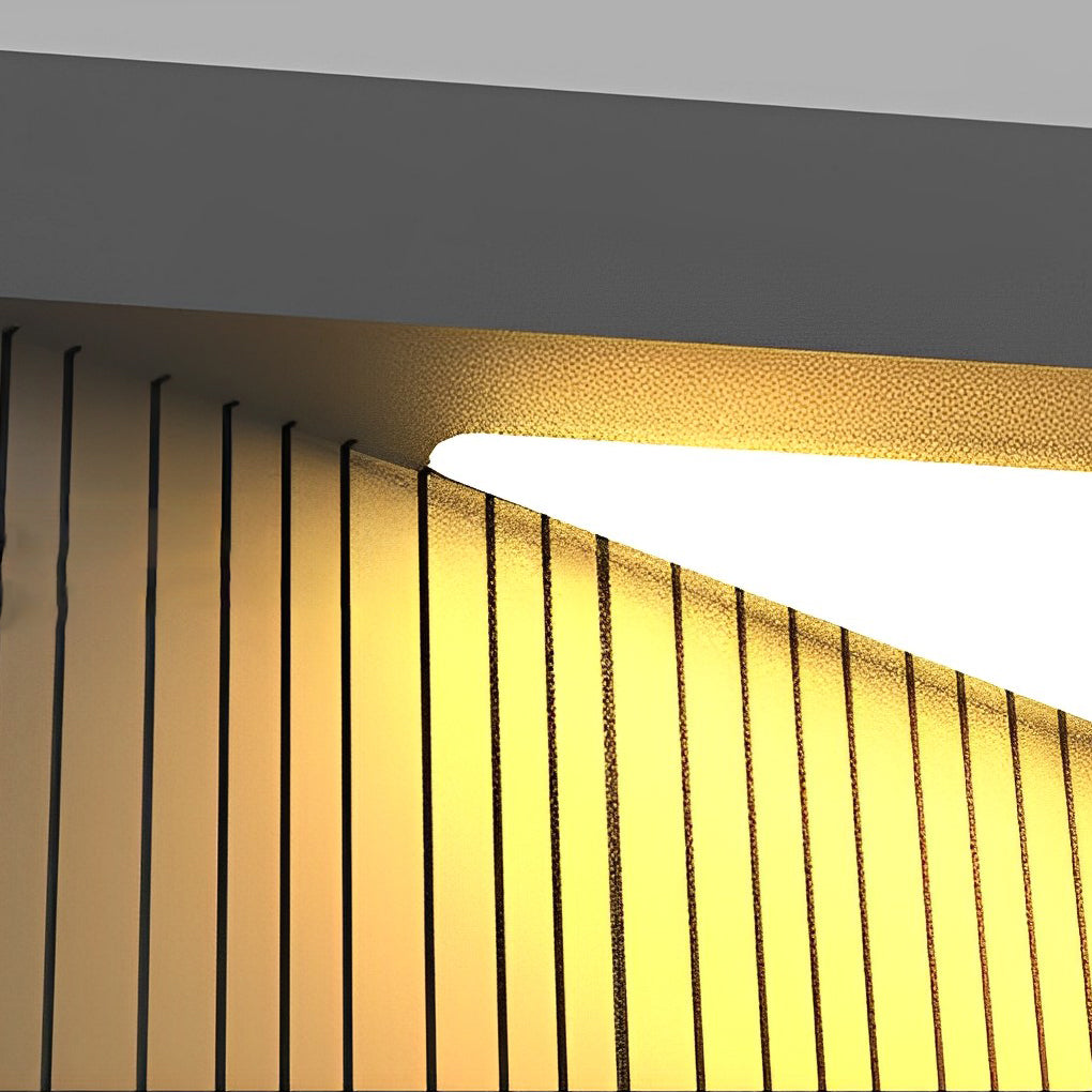 Lámpara de pilar exterior Jutara – detalle de la luz bajo las estrías