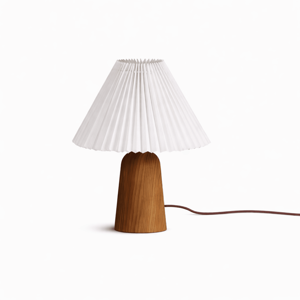 Lámpara de mesa con pantalla plisada Hilveta – altura 32 cm, base de nogal con pantalla blanca