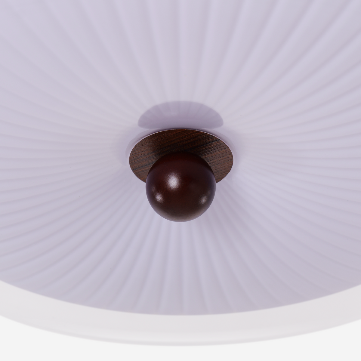 Plafón de techo efecto nogal Dornela en un dormitorio acogedor – imagen 7