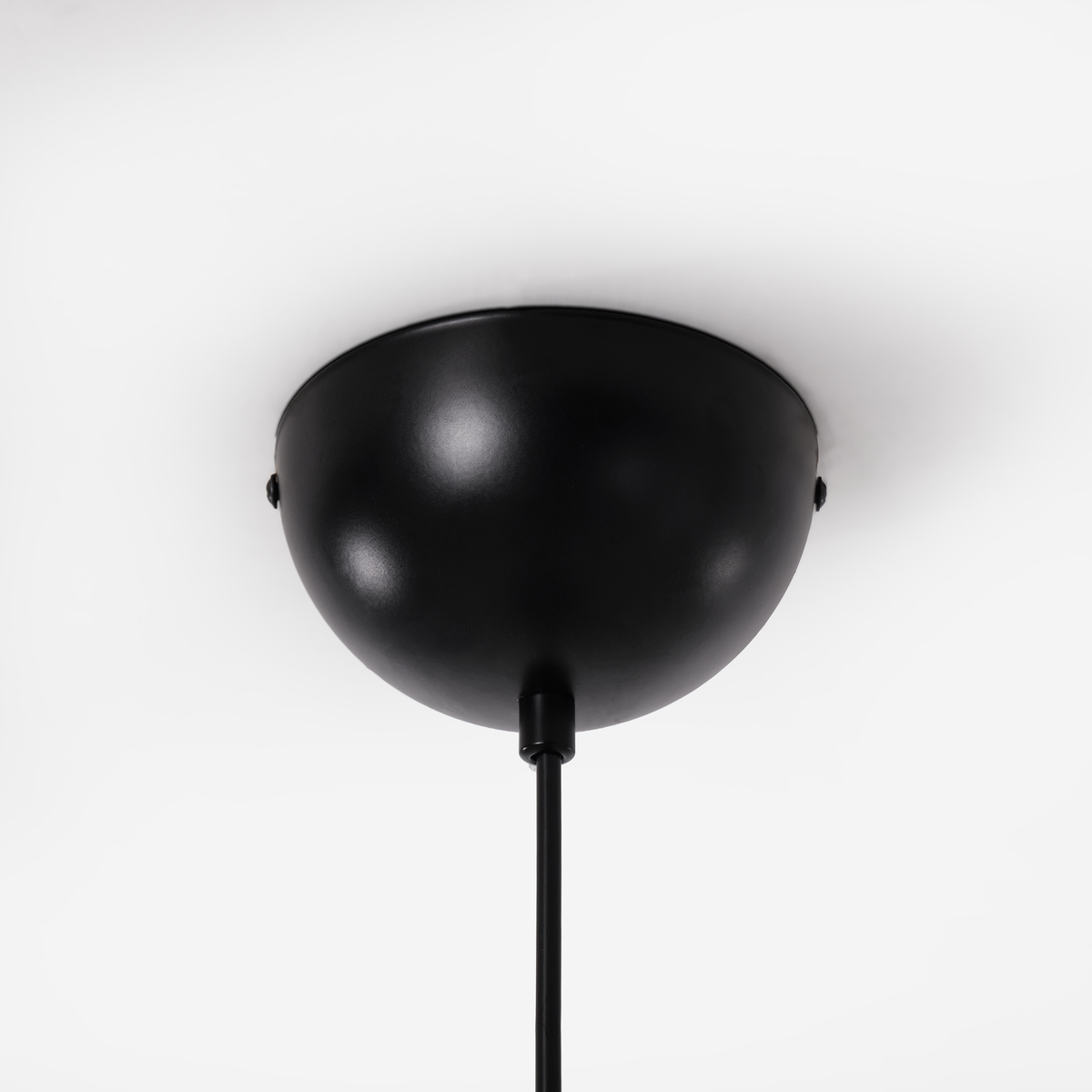 Lámpara colgante roja Carmesa – florón negro