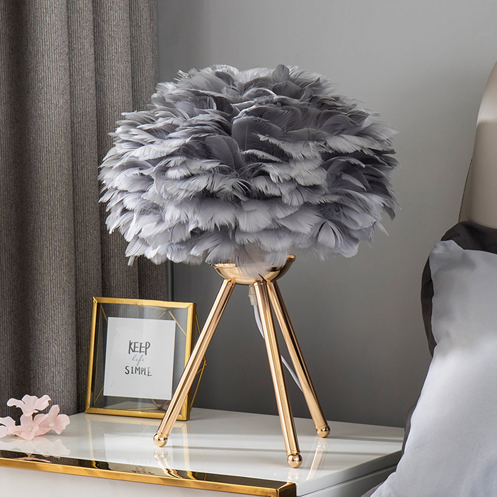 Lámpara de mesa de plumas Lupena – gris