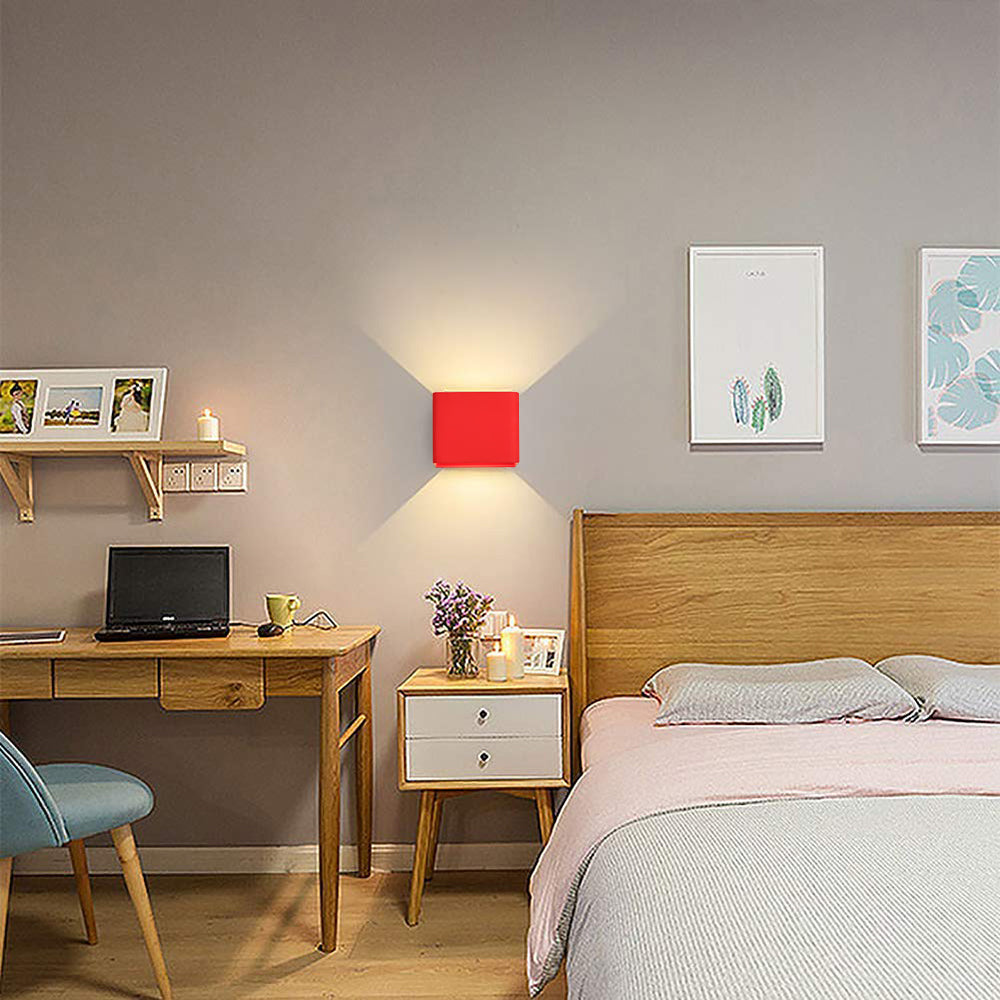 Quadra: Aplique de Pared Minimalista en Forma de Cuadrado