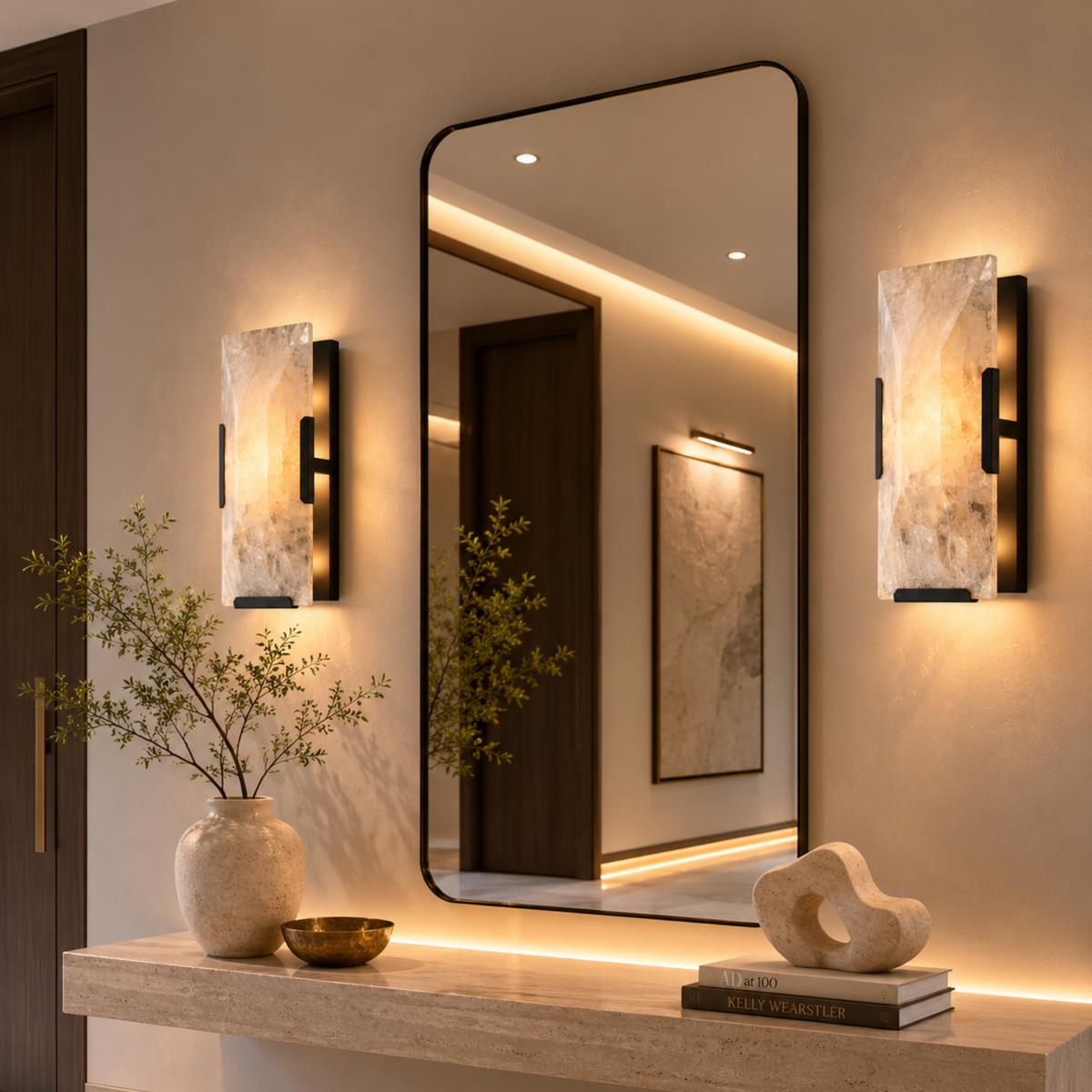 Aplique de pared de alabastro Vetalba – pareja de apliques negros junto a un espejo