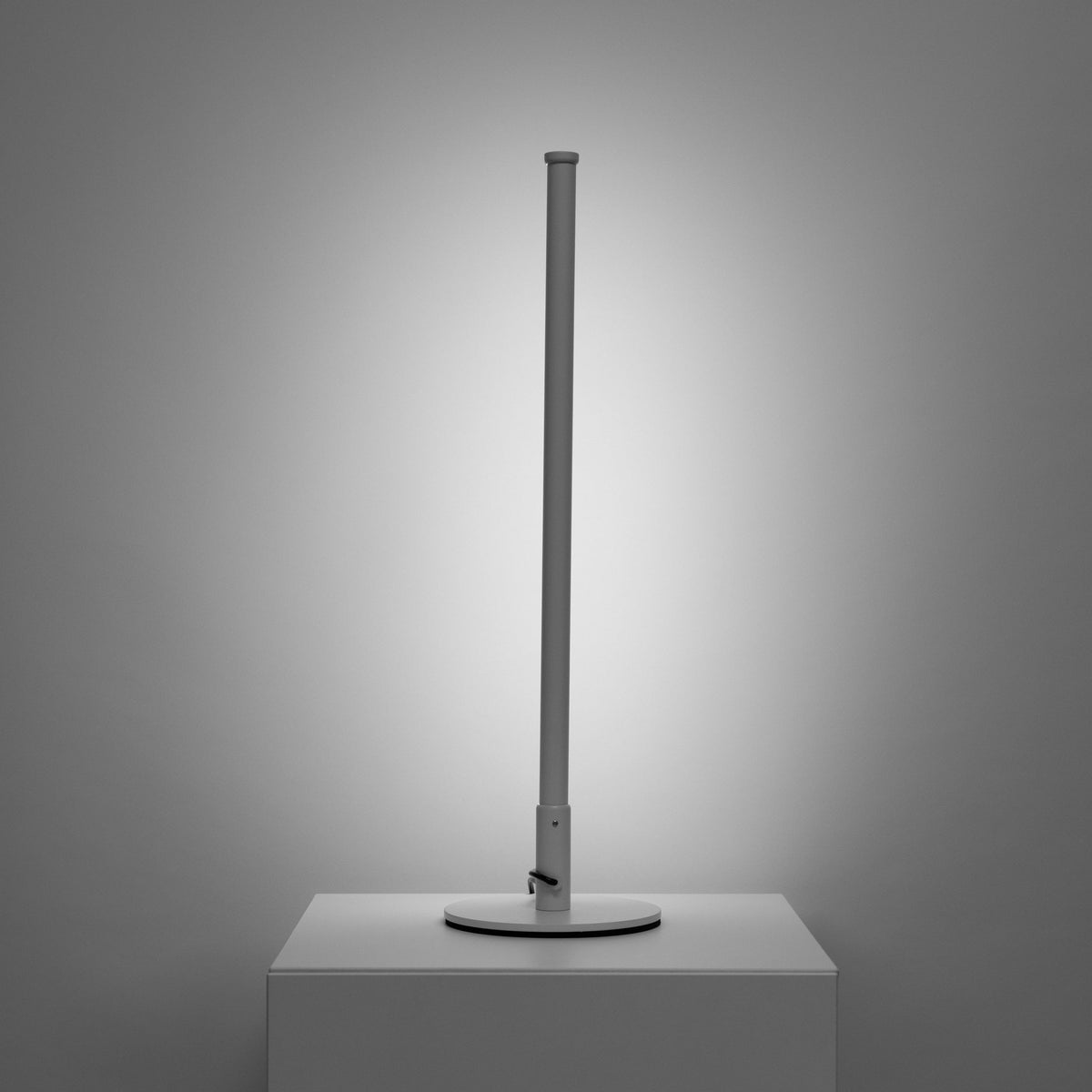 Lámpara de mesa LED lineal Esbela – vista principal