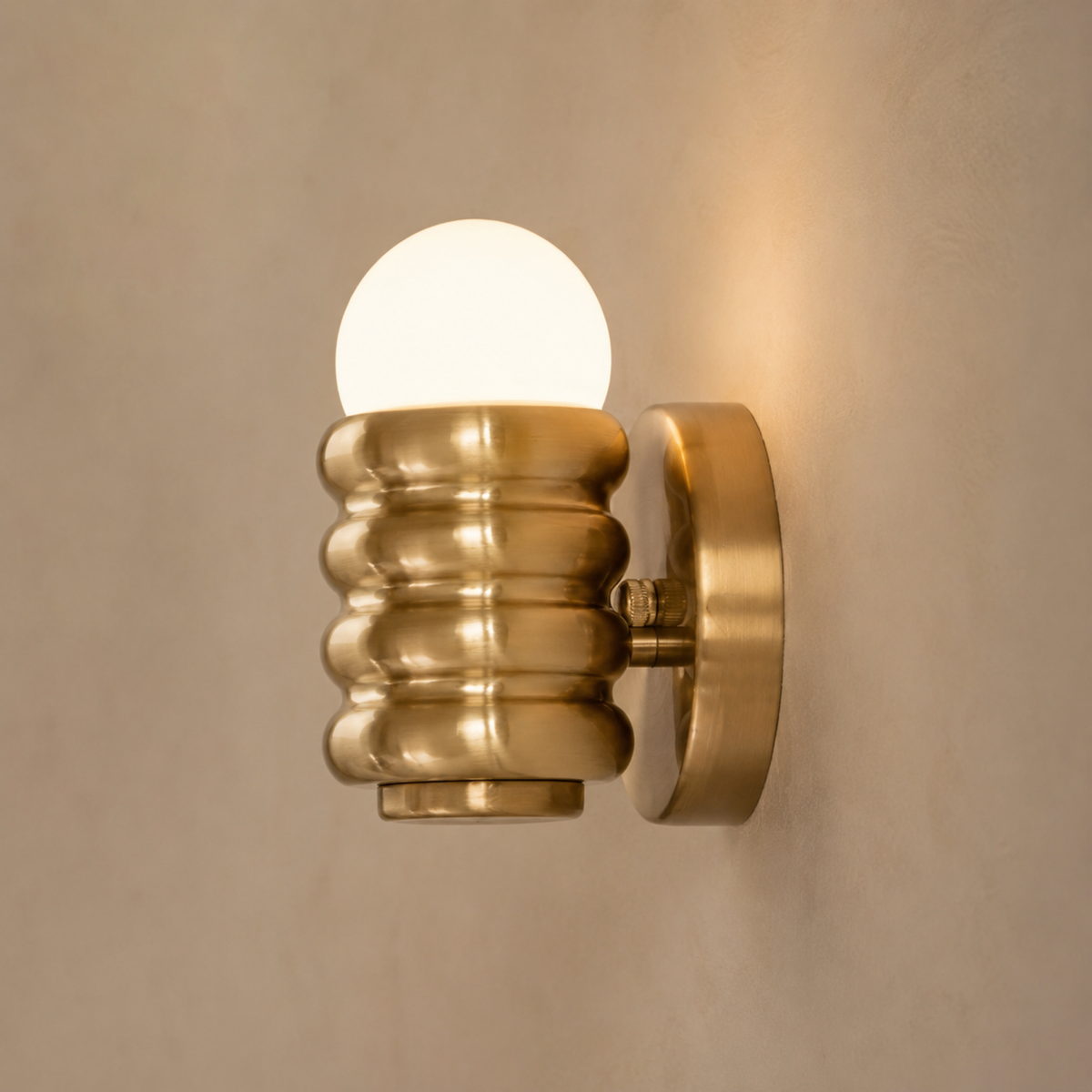 Aplique de pared acanalado Zirola – vista principal