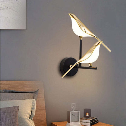 Astroclaro Avian: Aplique de Pared Decorativo con Diseño de Pájaro – Dorado