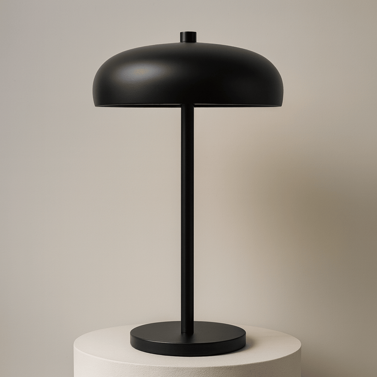 Lámpara de mesa inalámbrica recargable Sombreta – negra