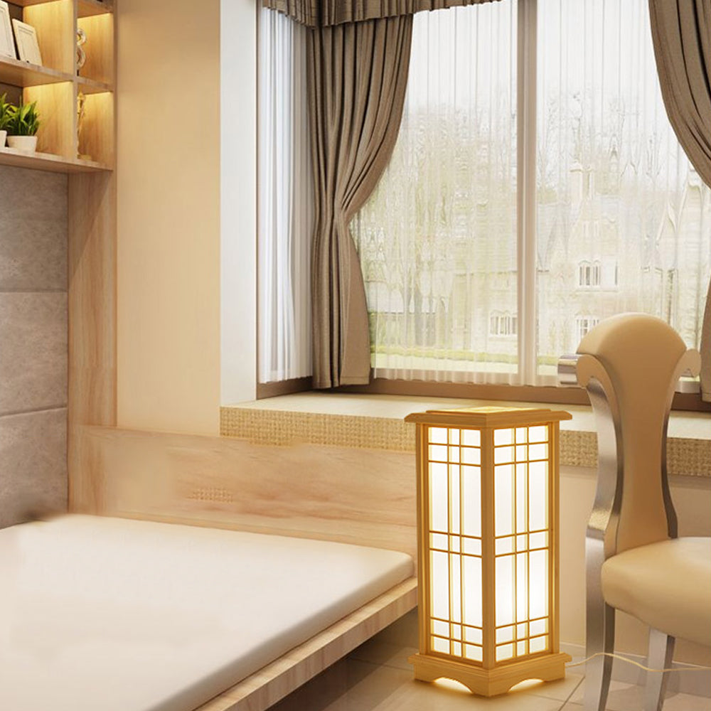 Lámpara de mesa farol japonés Lotami en un dormitorio de estilo japandi – imagen 6
