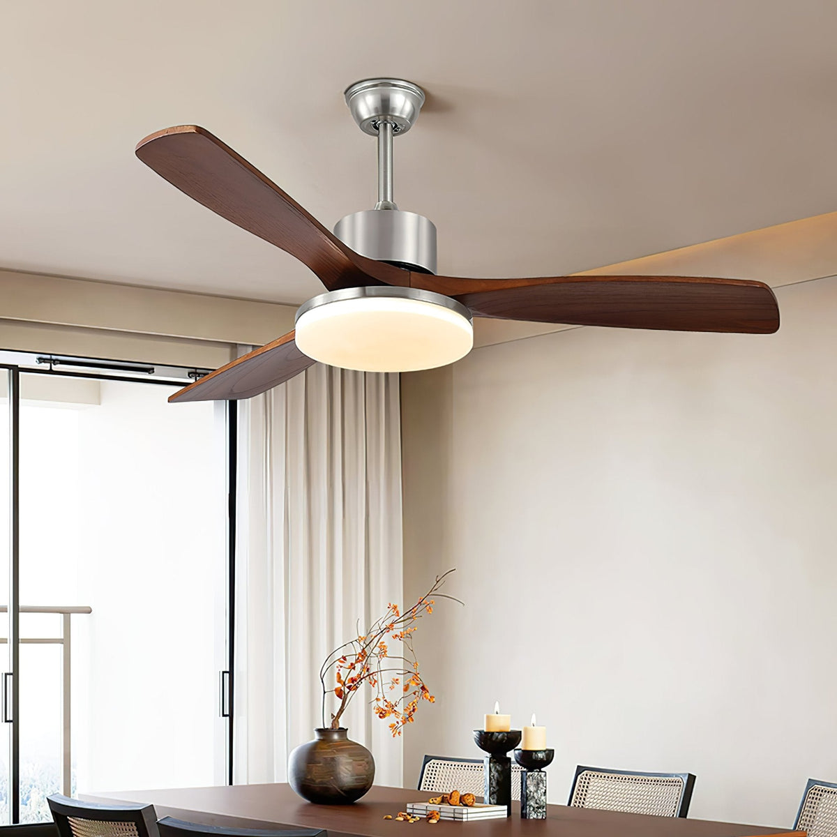 Ventilador de techo con luz Celena en un salón contemporáneo – imagen 3