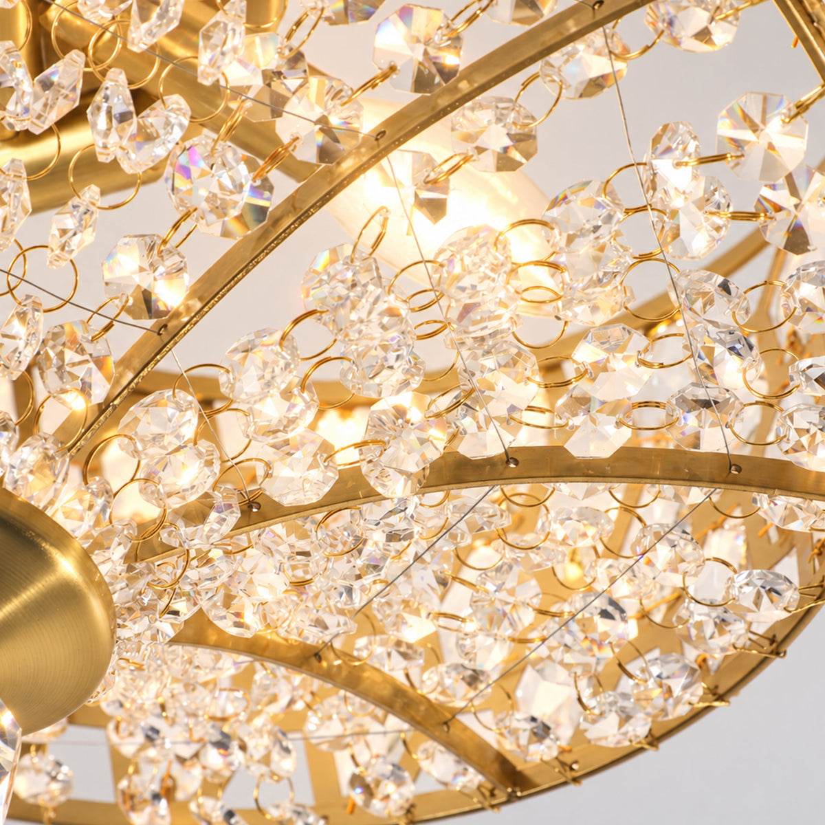 Lámpara de techo de cristal Brillara – detalle de los cristales tallados