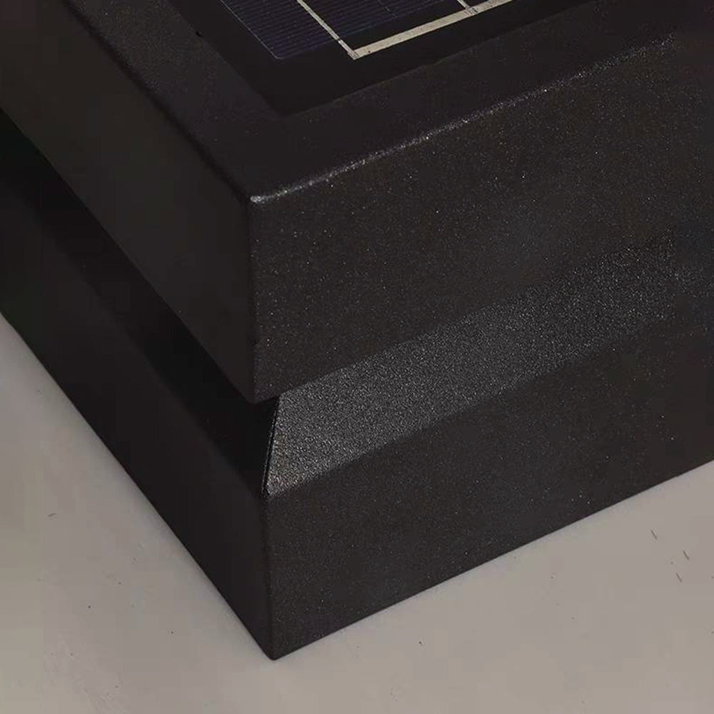Lámpara de pilar exterior LED Nuvisa – detalle del acabado metálico