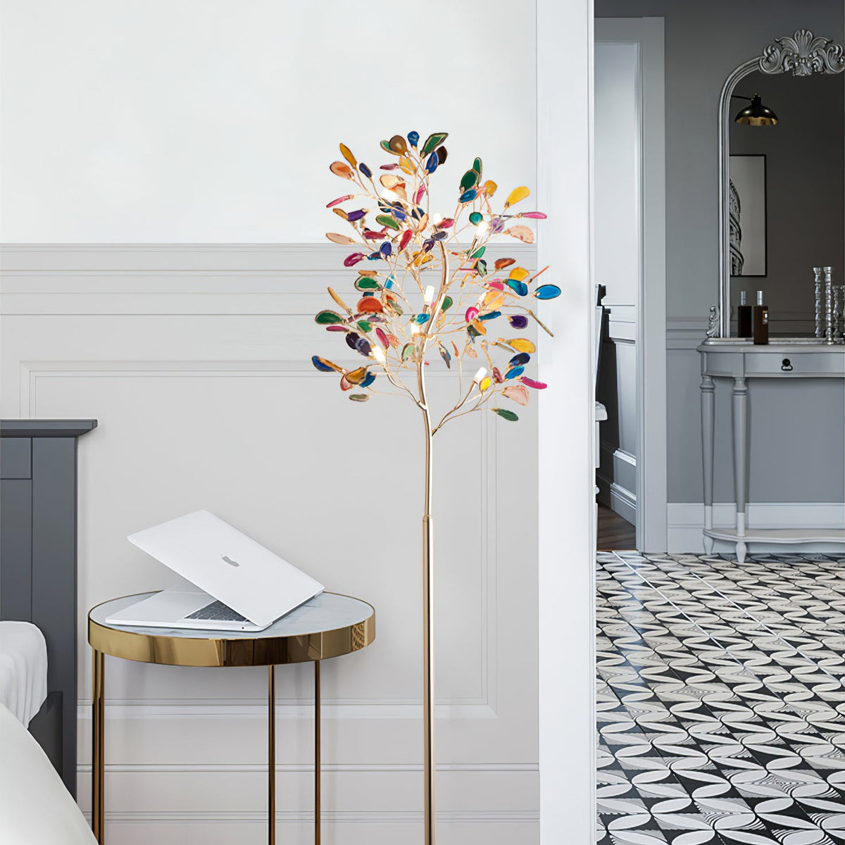 Lámpara de pie árbol con hojas de ágata Jaspira en un salón elegante – imagen 17