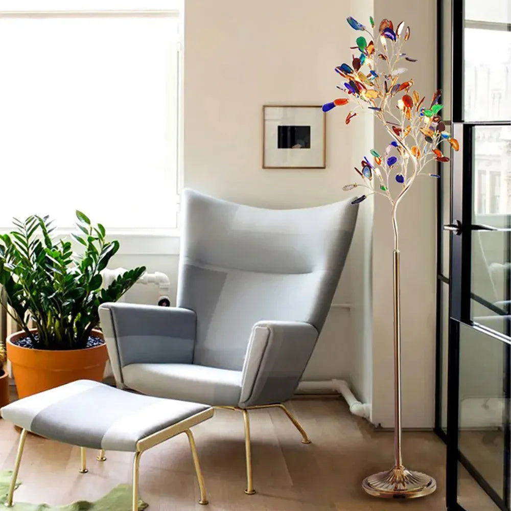 Lámpara de pie árbol con hojas de ágata Jaspira en un salón elegante – imagen 14