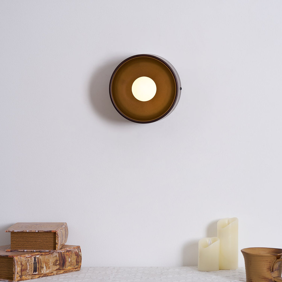 Aplique de pared mini Mokala en un dormitorio acogedor – imagen 11