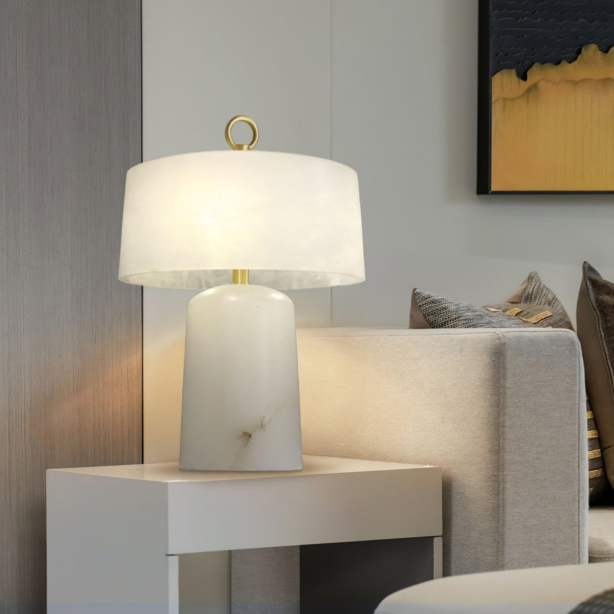 Lámpara de mesa Inalba de alabastro en un dormitorio elegante – imagen 10