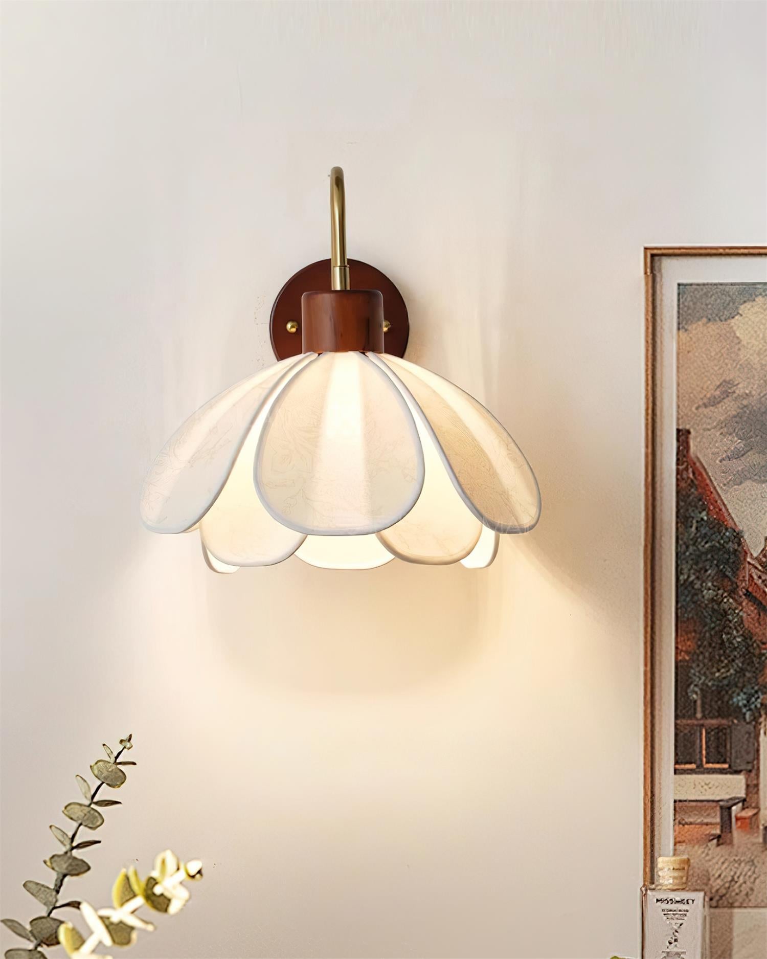 Aplique de Pared Ciena en Forma de Pétalo con Luz Suave y Diseño Minimalista 8