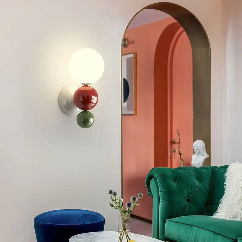 Aplique de Pared Escandinavo en Forma de Perla con Luz LED – Diseño Moderno y Elegante 2