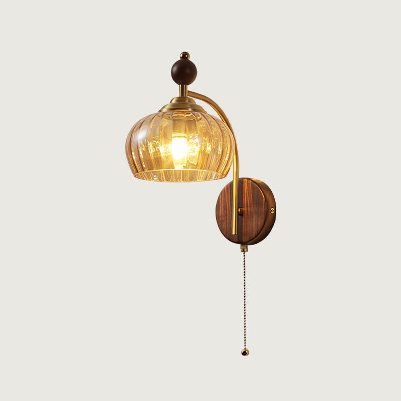 Aplique de Pared Freya de Estilo Retro en Madera y Latón – Lámpara de Interior Elegante 10