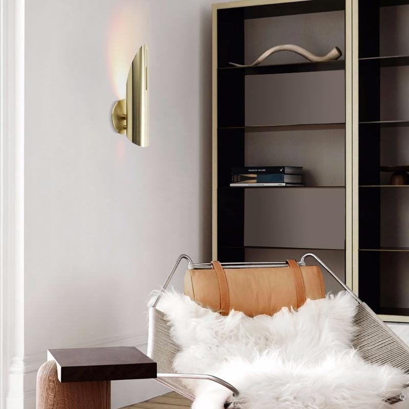 Aplique de Pared LED Estilo Mid-Century en Negro y Dorado para Dormitorio y Decoración Moderna 0