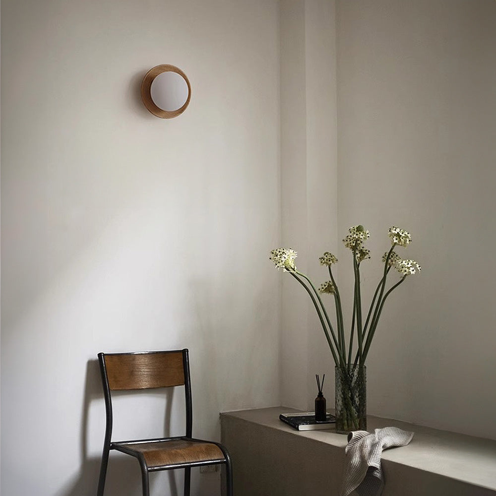Aplique de Pared Minimalista de Madera Natural Blanca con Acabados Modernos para Dormitorio 2