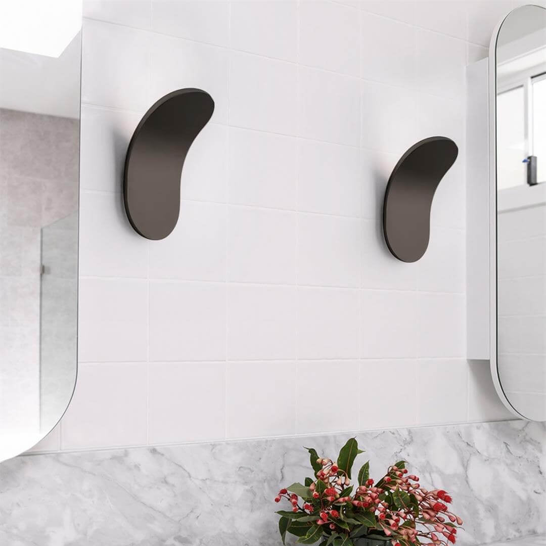 Aplique de Pared Moderno Minimalista Negro y Blanco con LED Integrado para Dormitorio y Baño 1