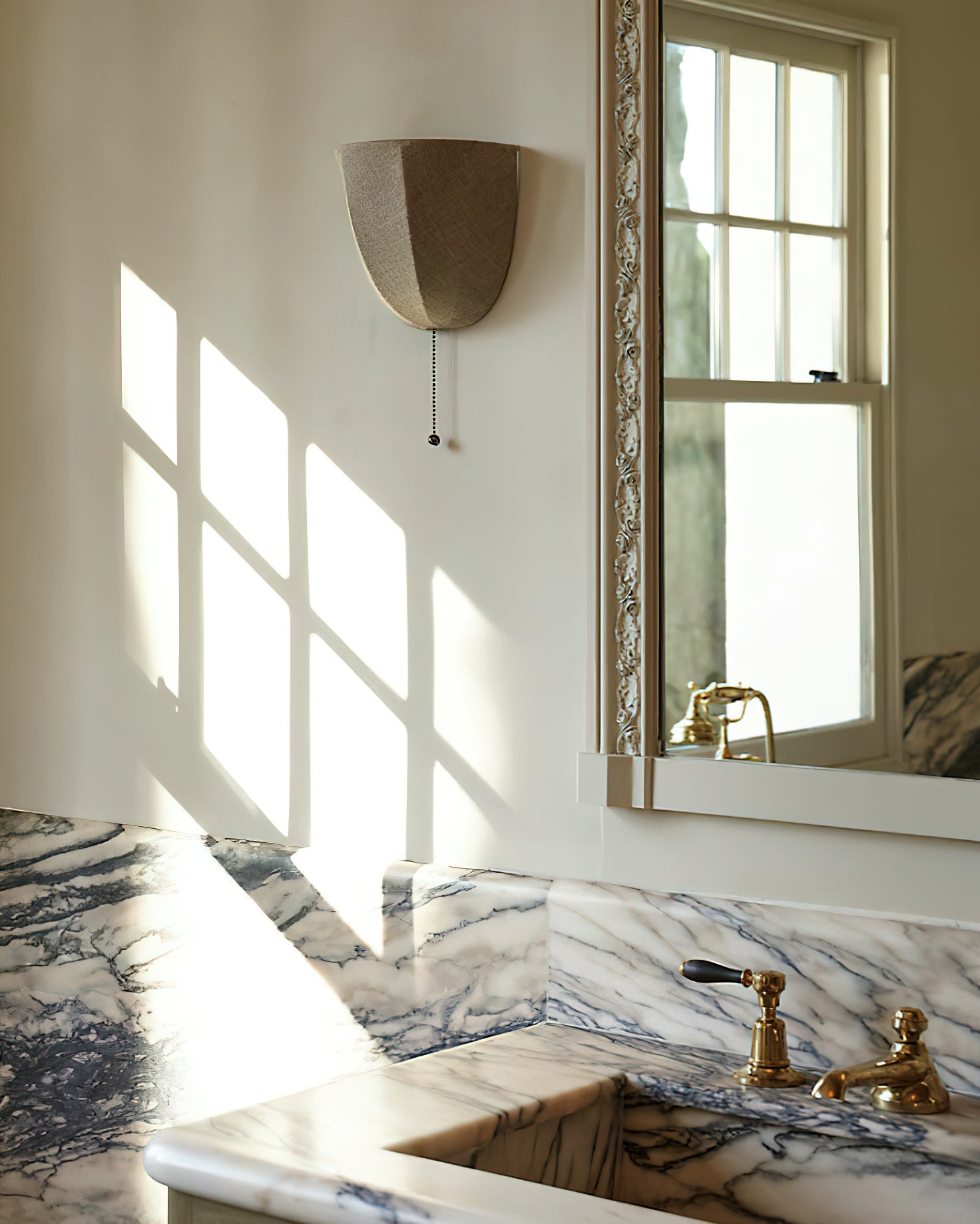 Aplique de Pared Sienna de Lino con Cadena Vintage – Luz Cálida y Acogedora 7