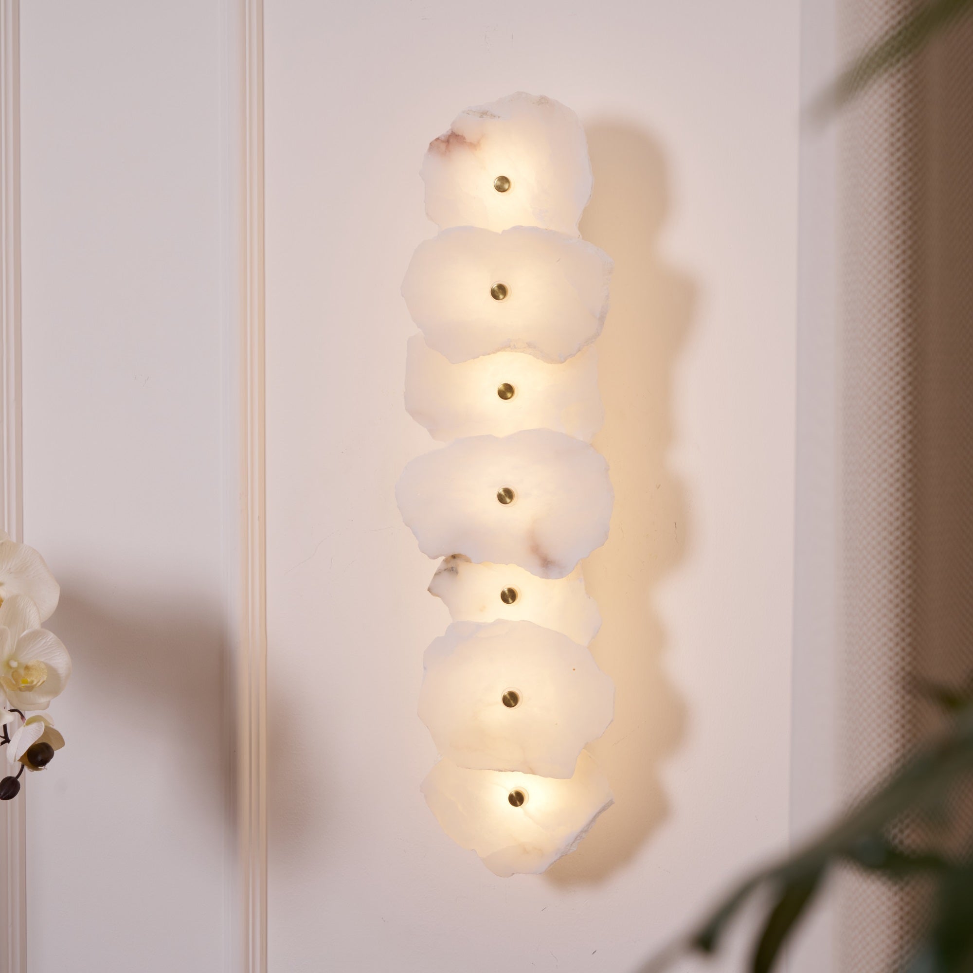 Aplique de Pared de Alabastro Petra con Luz LED Integrada - Diseño Moderno y Elegante 8
