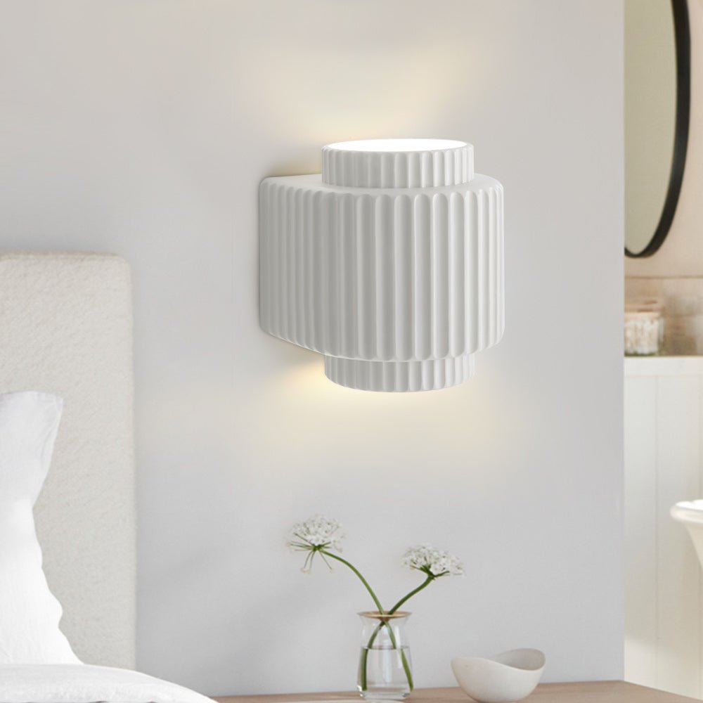 Aplique de Pared de Cerámica Estilo Nórdico Creme, Dimmable y Versátil para Dormitorio y Hogar 0