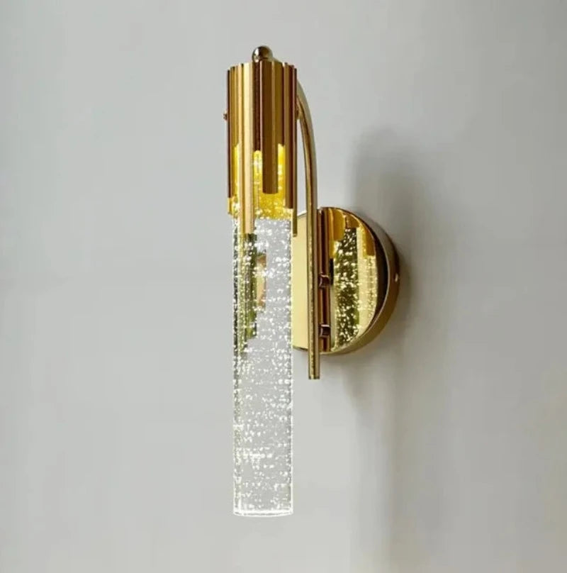 Aplique de Pared de Cristal Elegante con Luz Cálida – Diseño Refinado para Decoración Interior 0