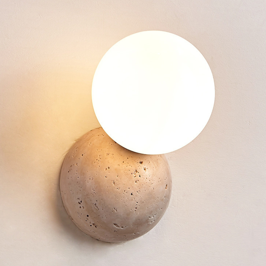 Travéa - Aplique de Pared de Travertino Natural con Globo de Cristal Iluminación LED Minimalista Elegante