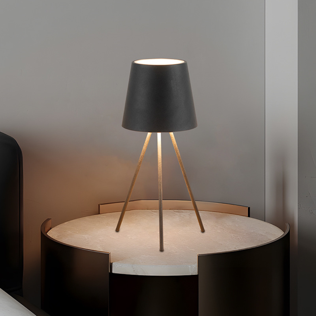 LuzTrípode – Lámpara de Mesa Inalámbrica y Moderna Recargable Con USB
