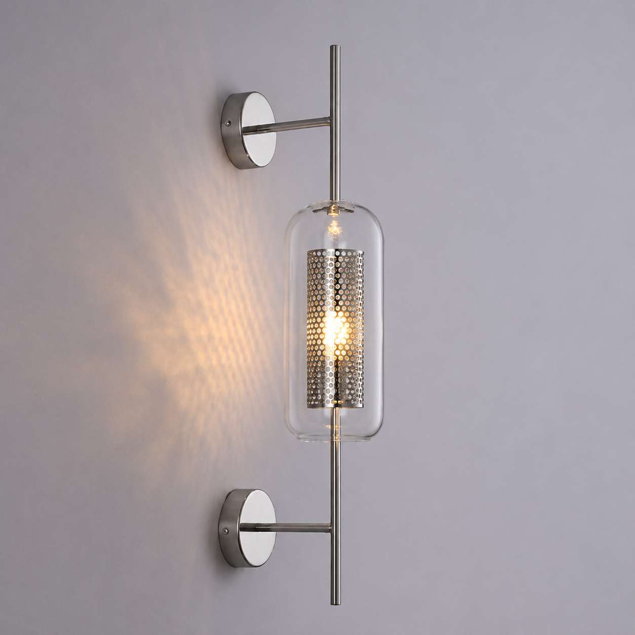 Atria: Aplique de Pared Geométrico Industrial de Metal y Vidrio