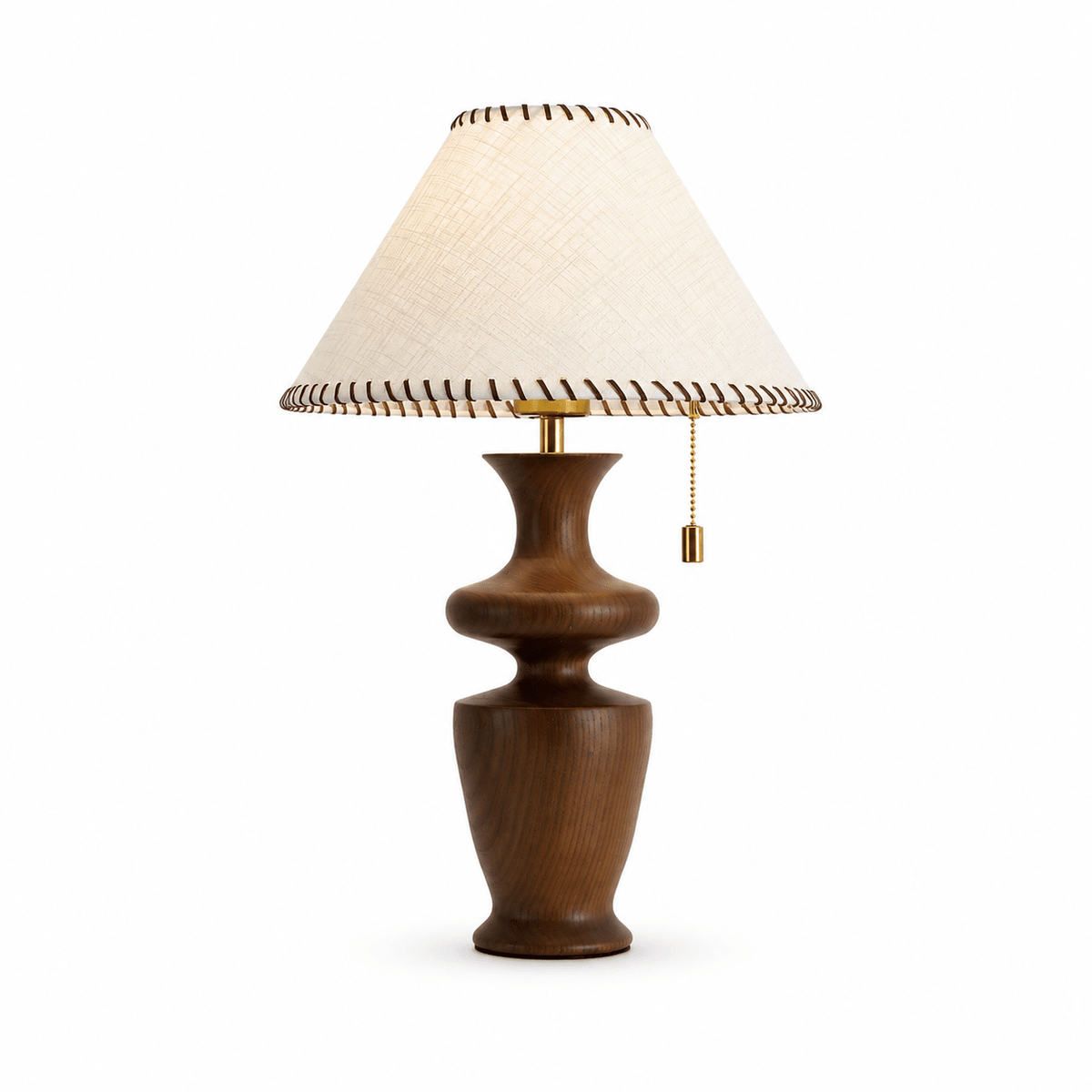 Lámpara de mesa de madera torneada Rustela – con pantalla de tela natural con ribete cosido