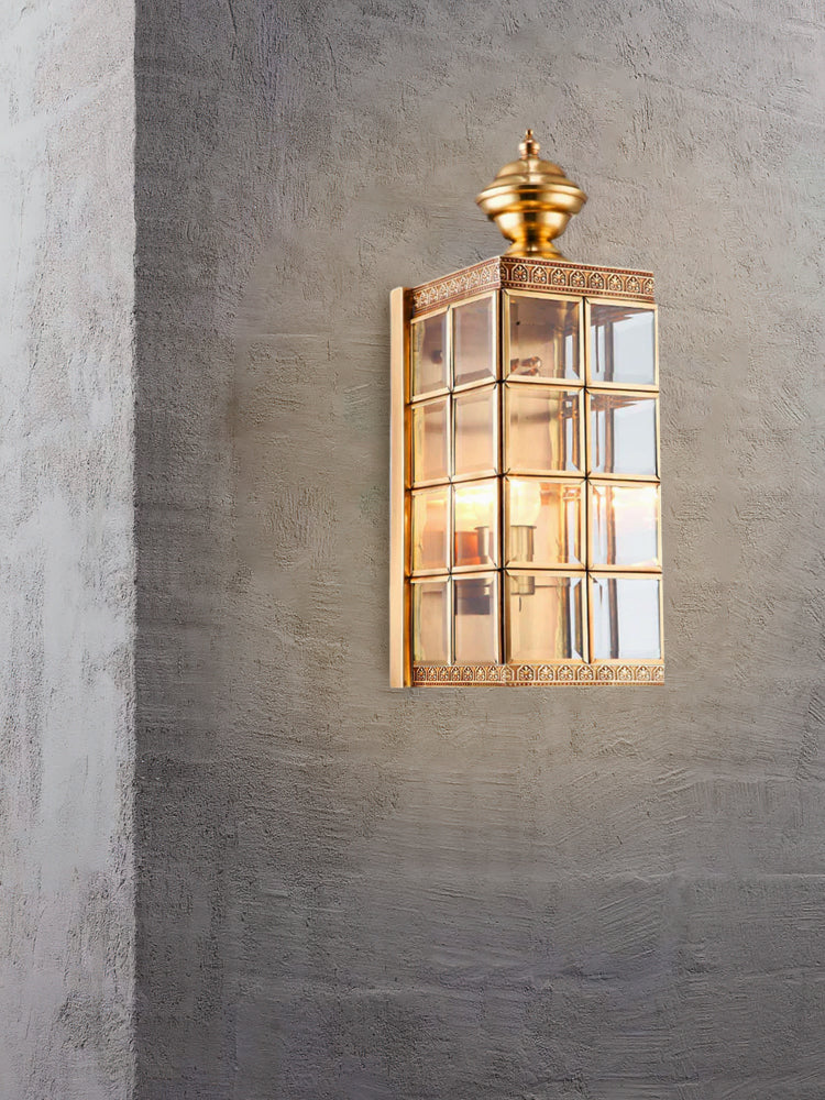 Farol de pared exterior Kintara en una fachada – imagen 13