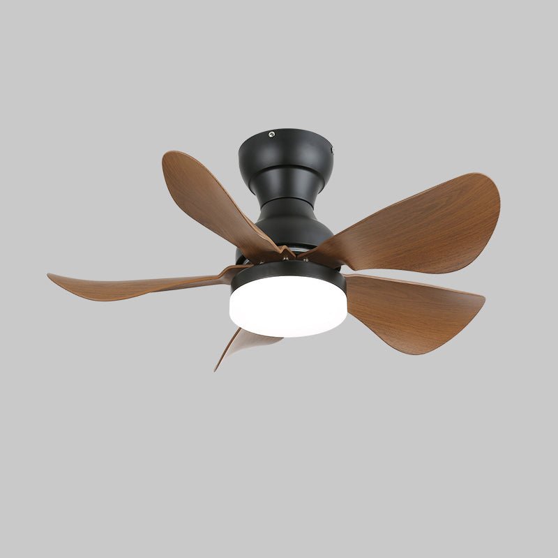 Ventilador de techo con luz Bonela en un dormitorio acogedor – imagen 18