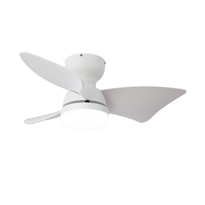 Ventilador de techo con luz Lirena en un dormitorio sereno – imagen 13