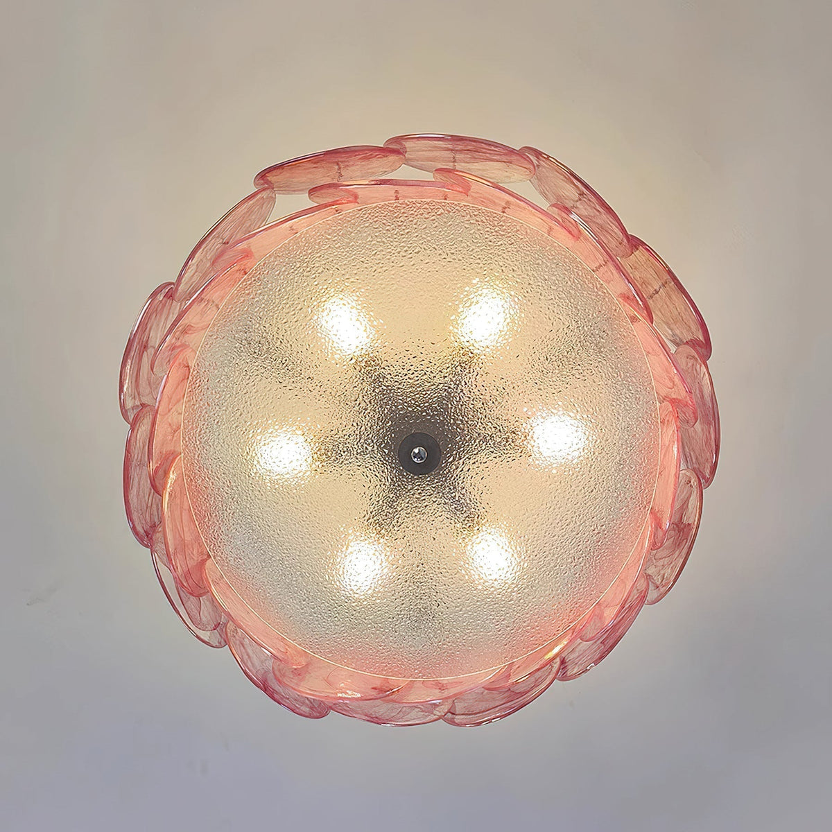 Lámpara de techo de discos de cristal Escamia en un dormitorio luminoso – imagen 18