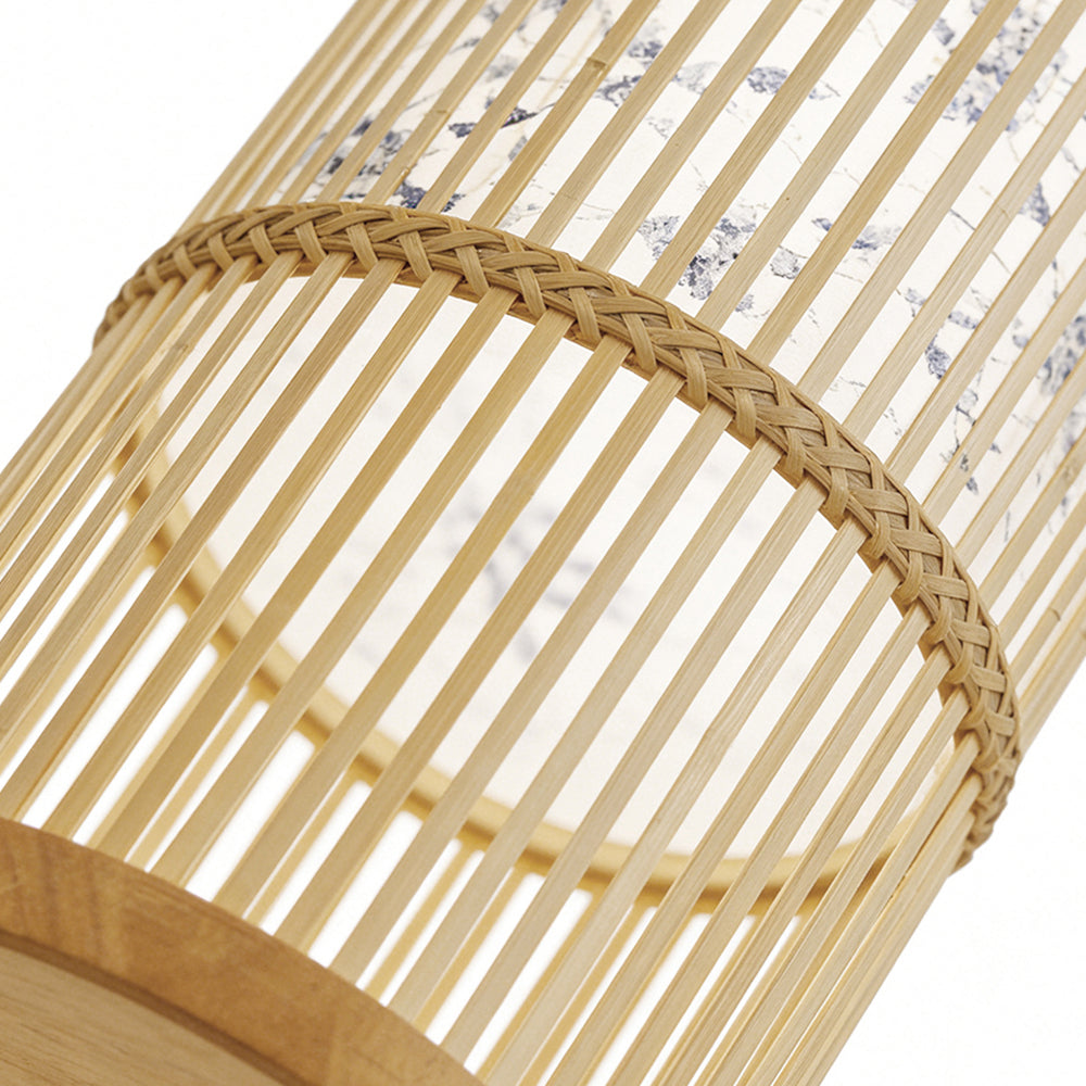 Lámpara de mesa de bambú Lucesta – detalle del trenzado de bambú