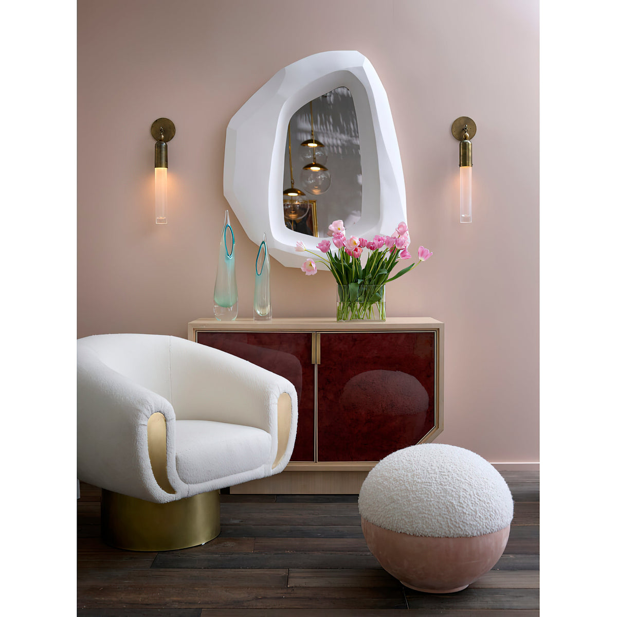 Aplique de pared de latón Pavesa junto a un espejo – imagen 22