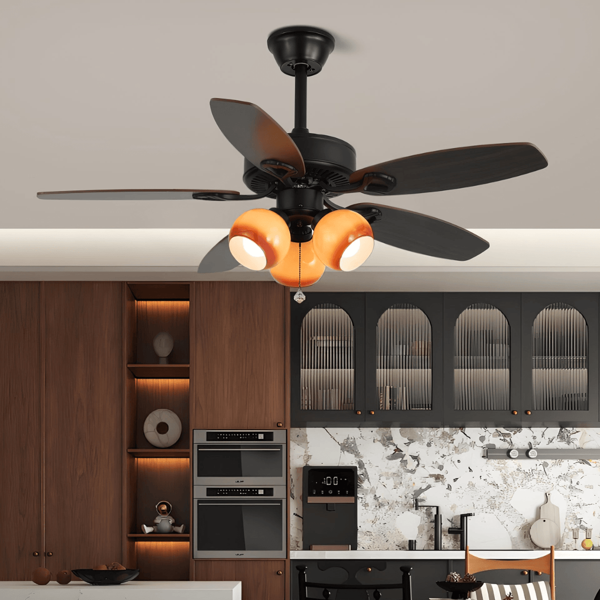 Ventilador de techo con luz Malvira en un salón con encanto – imagen 3
