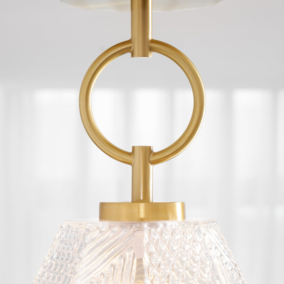 Lámpara de techo art déco Joyela en un dormitorio elegante – imagen 31