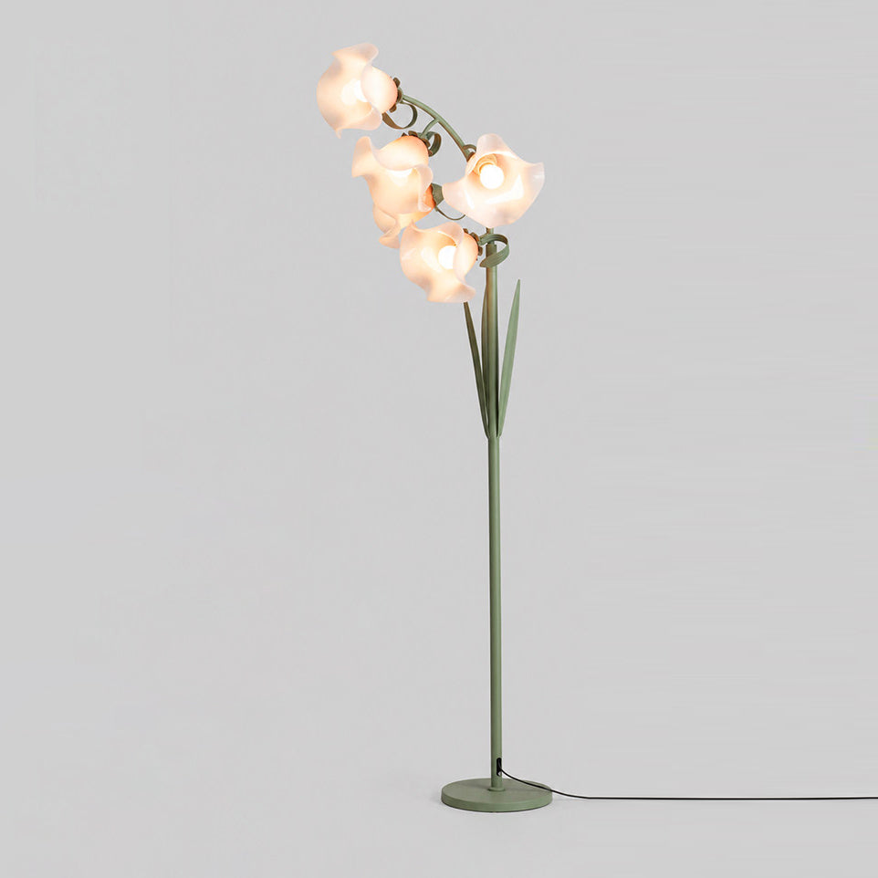 Lámpara de pie con flores de acrílico Campilia – con flores rosa claro