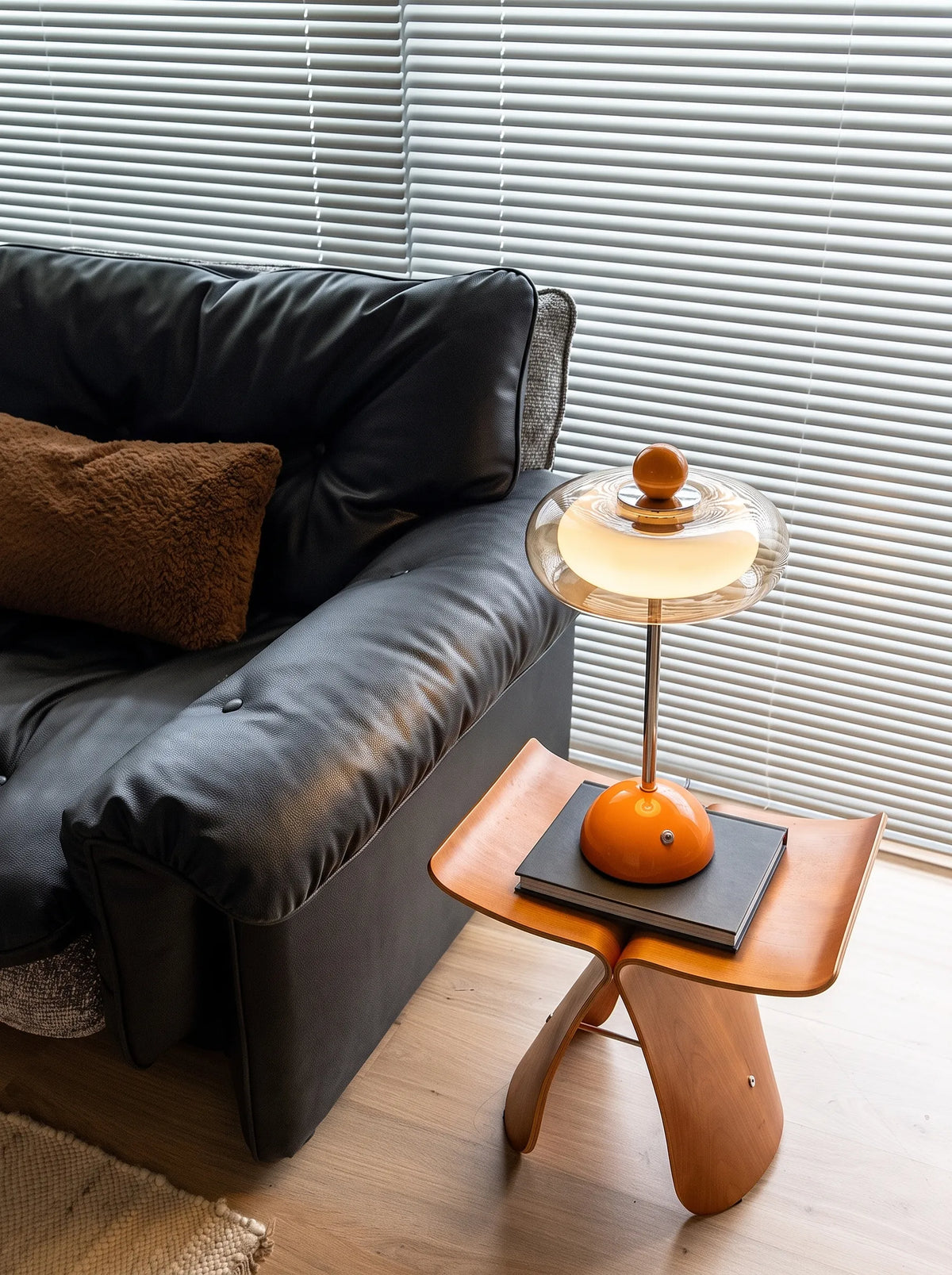 Lámpara de mesa recargable retro Confita – base naranja